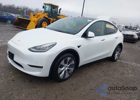 2021 Tesla Model Y Long Range Dual Motor All-Wheel Drive from USA, damaged, VIN 5YJYGDEE4MF114925